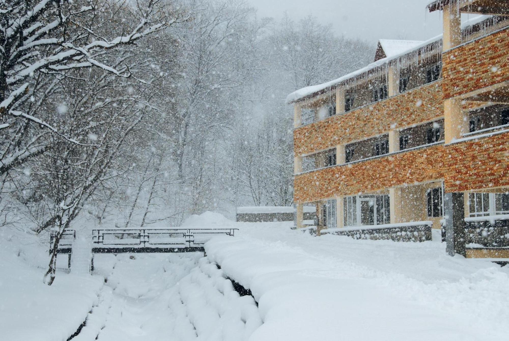 Tsaghkahovit Hotel Zaghkadsor Exterior foto